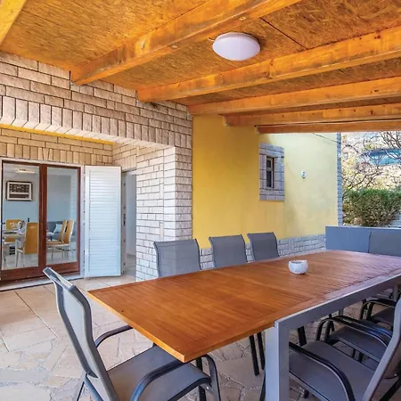 Ferienhaus Gorgeous In Smokvica With Wifi Krmpote-Vodice