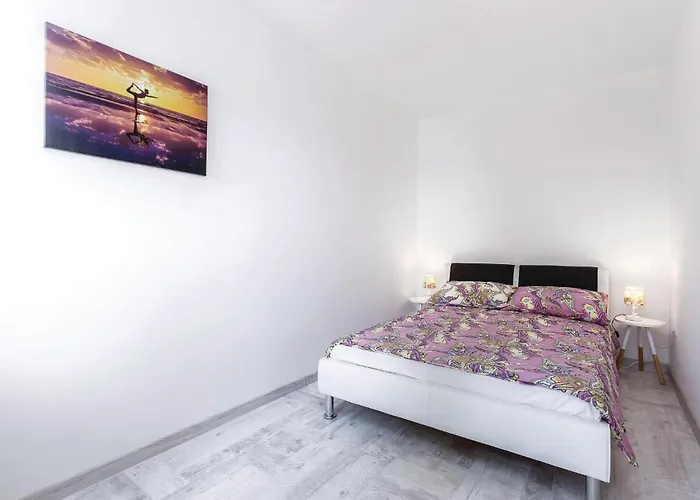 Casa vacanze Gorgeous In Smokvica With Wifi *