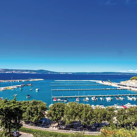 Holiday home Gorgeous In Smokvica With Wifi *